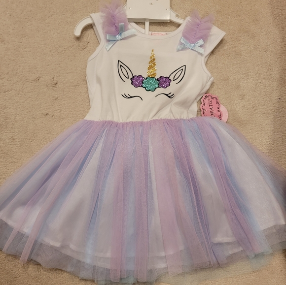 Dress - Picture 1 of 1